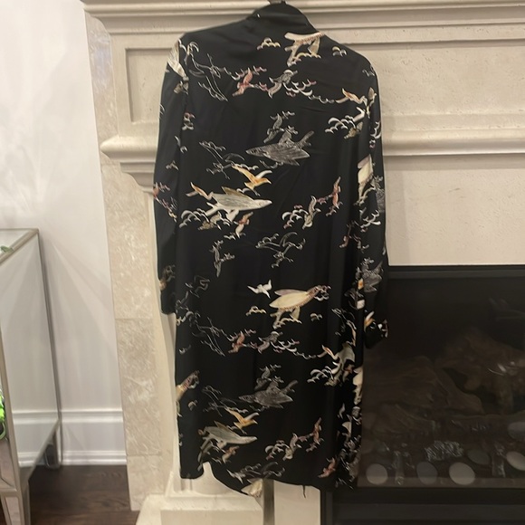 Wilfred black satin Kimono with belt and pockets . Size small. Worn twice. - Picture 5 of 5